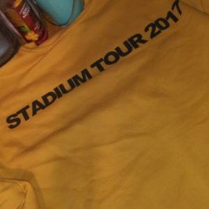 Justin Beiber tour cropped hoodie